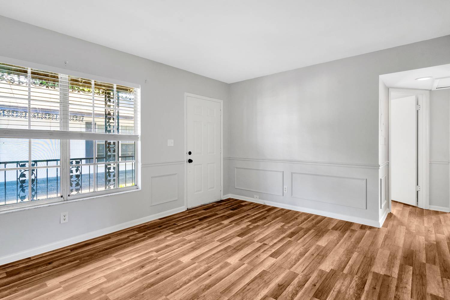 Branch Ave Flats, photo 18