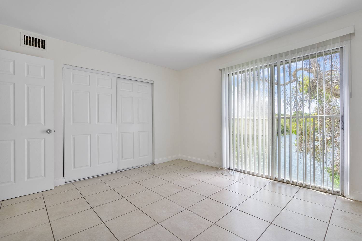 Twin Lakes Villas, photo 49