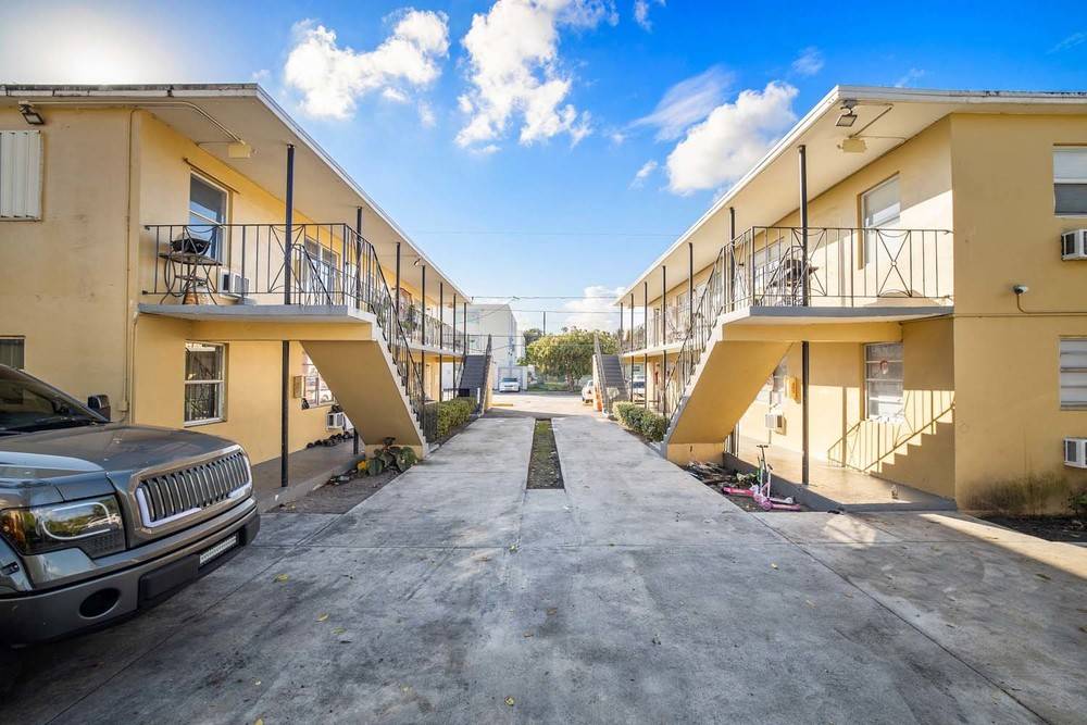 San Marcus Apartments