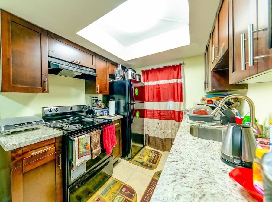 Pinecrest Pointe, photo 16
