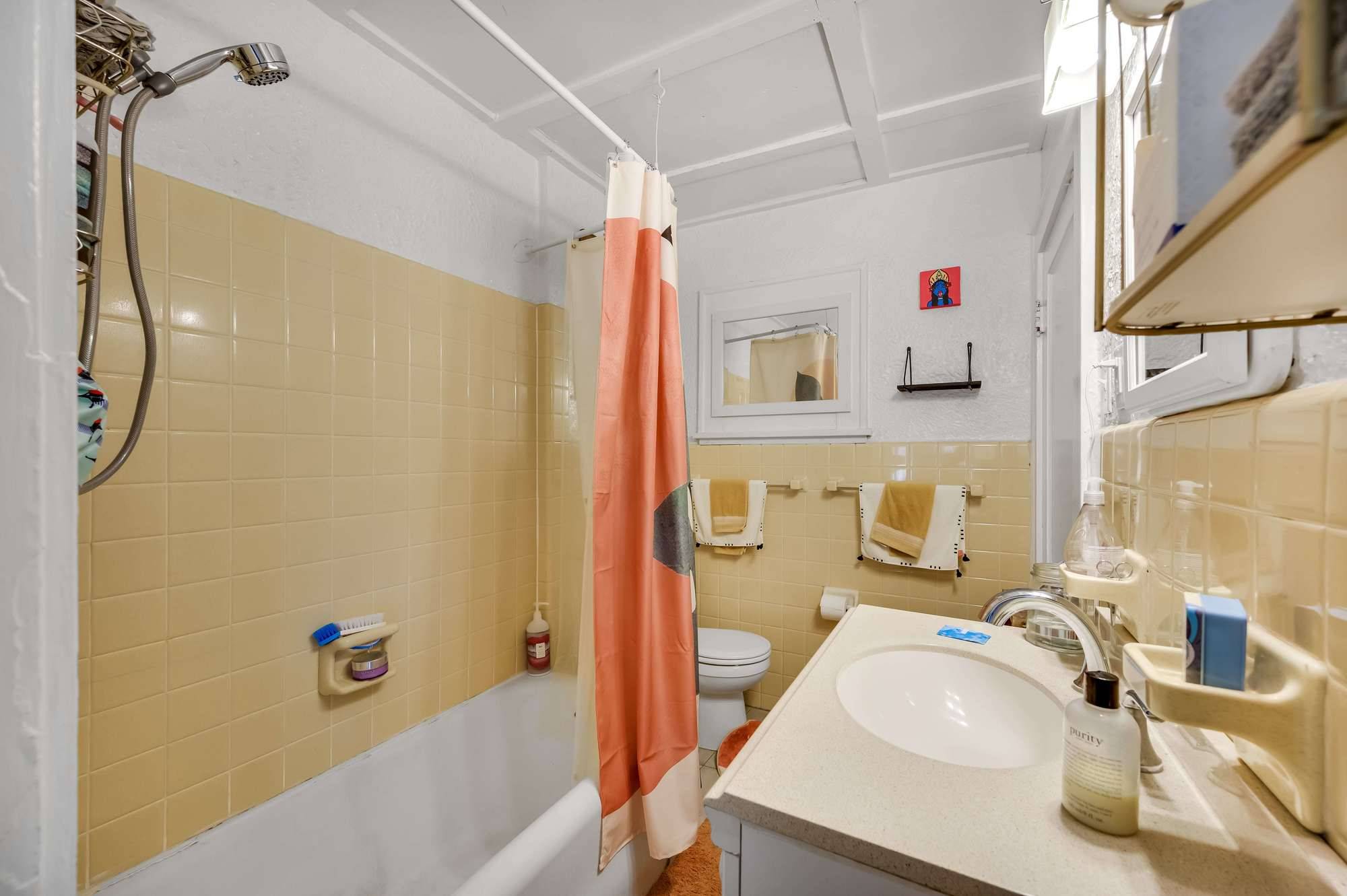 N Hyde Park Portfolio  , photo 21