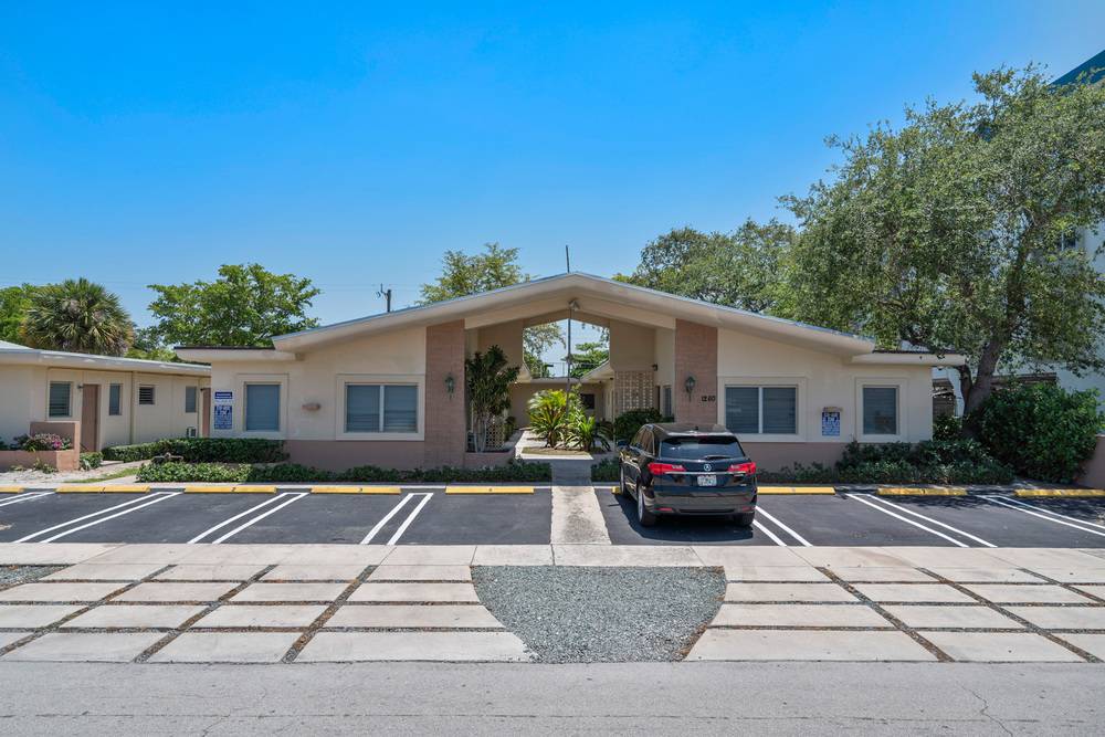 Arch Creek Apartments, photo 2
