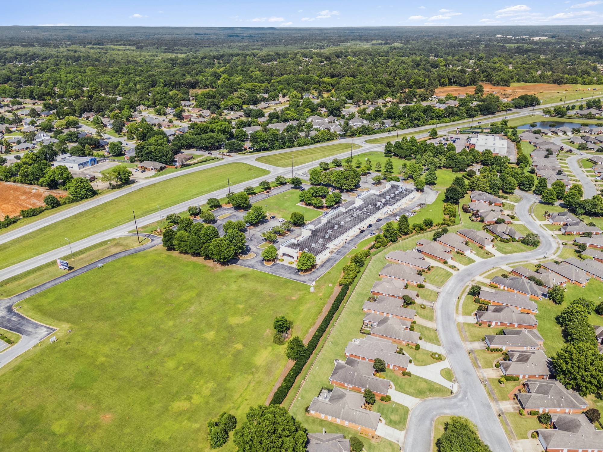 Somerset Plaza, photo 22