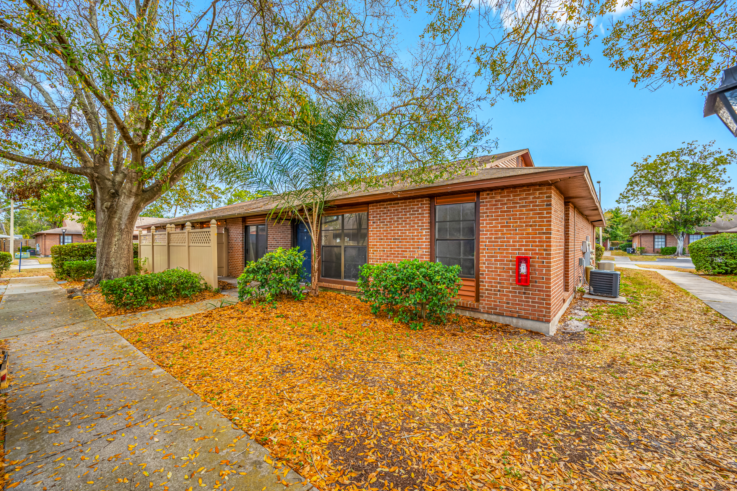 Cottage Court, photo 8