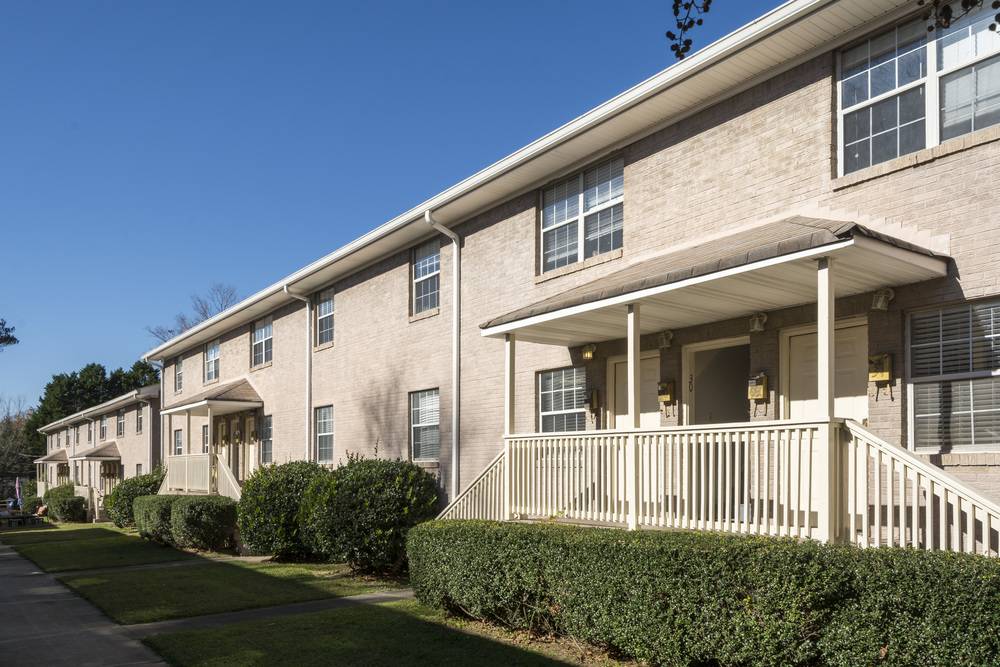 Peachtree Hills Court, photo 3
