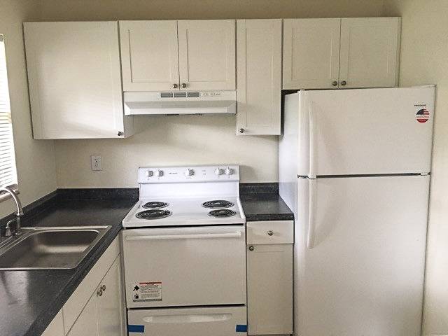 Holly Court, photo 3