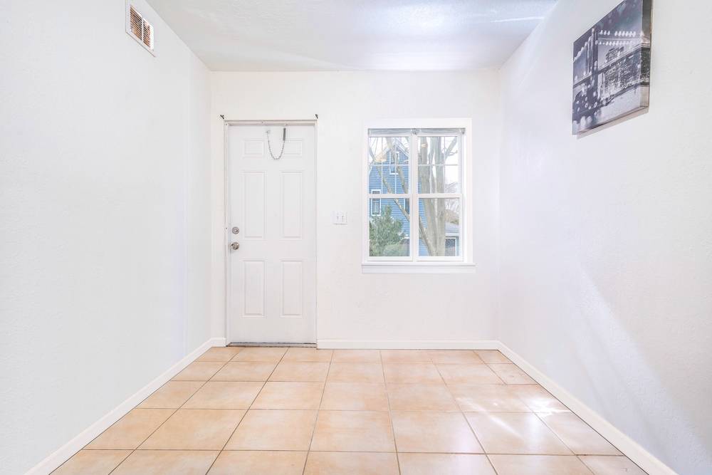 Latona Court Apartments, photo 13