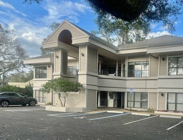 3121 Venture Place
