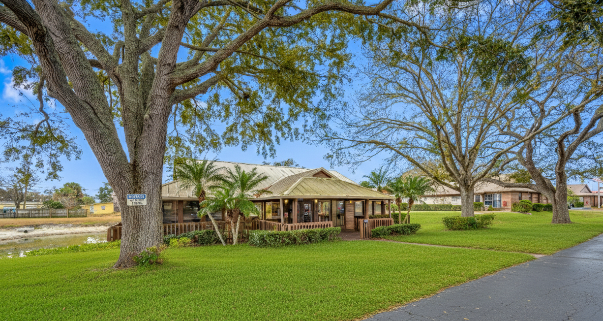 Cottage Court, photo 3