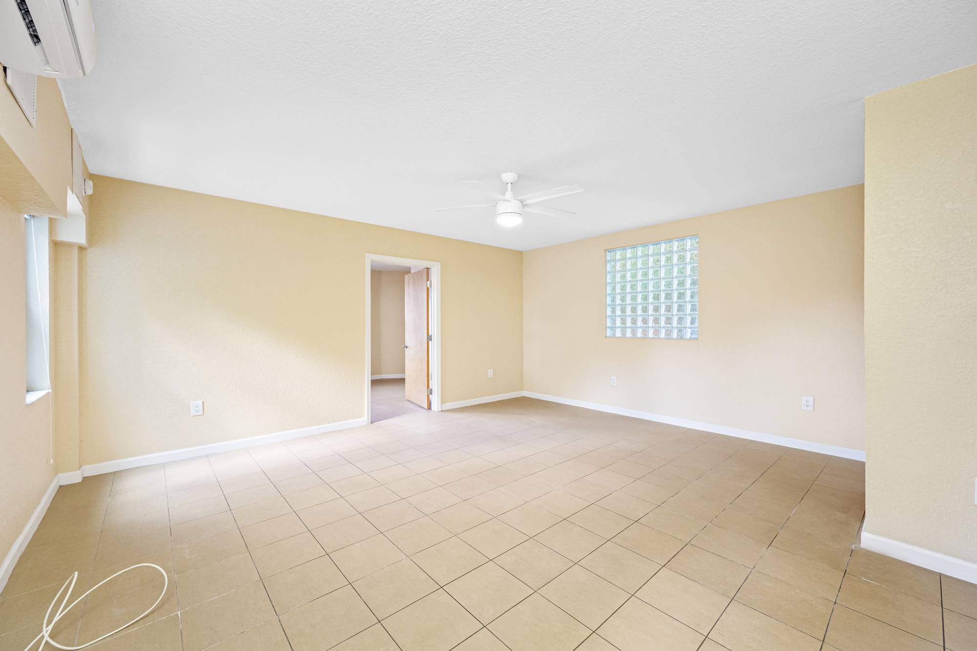 Prince Gregor Apartments, photo 4