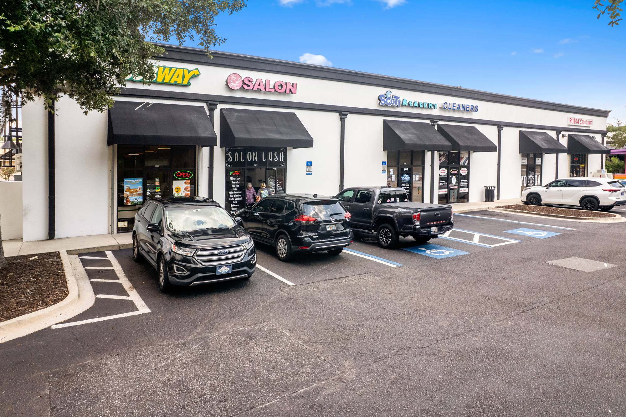Yellow Bluff Square, photo 12