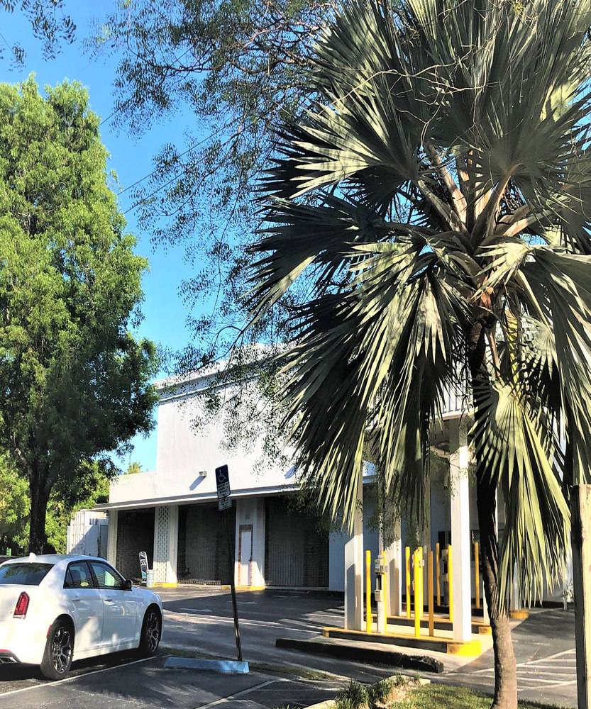 North Miami Beach Financial Center, photo 16