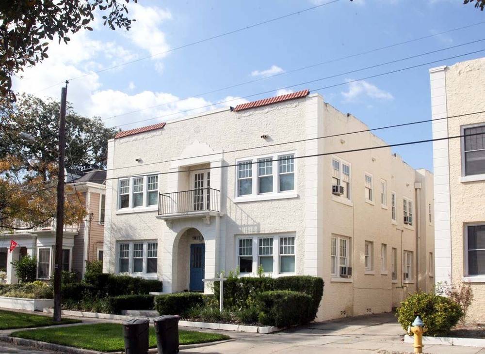 Hills Court Apartments