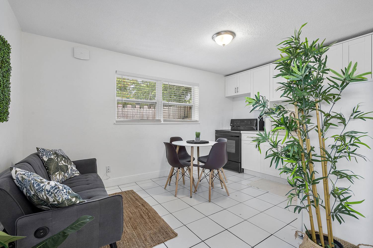 New Riverside Apartments, photo 12