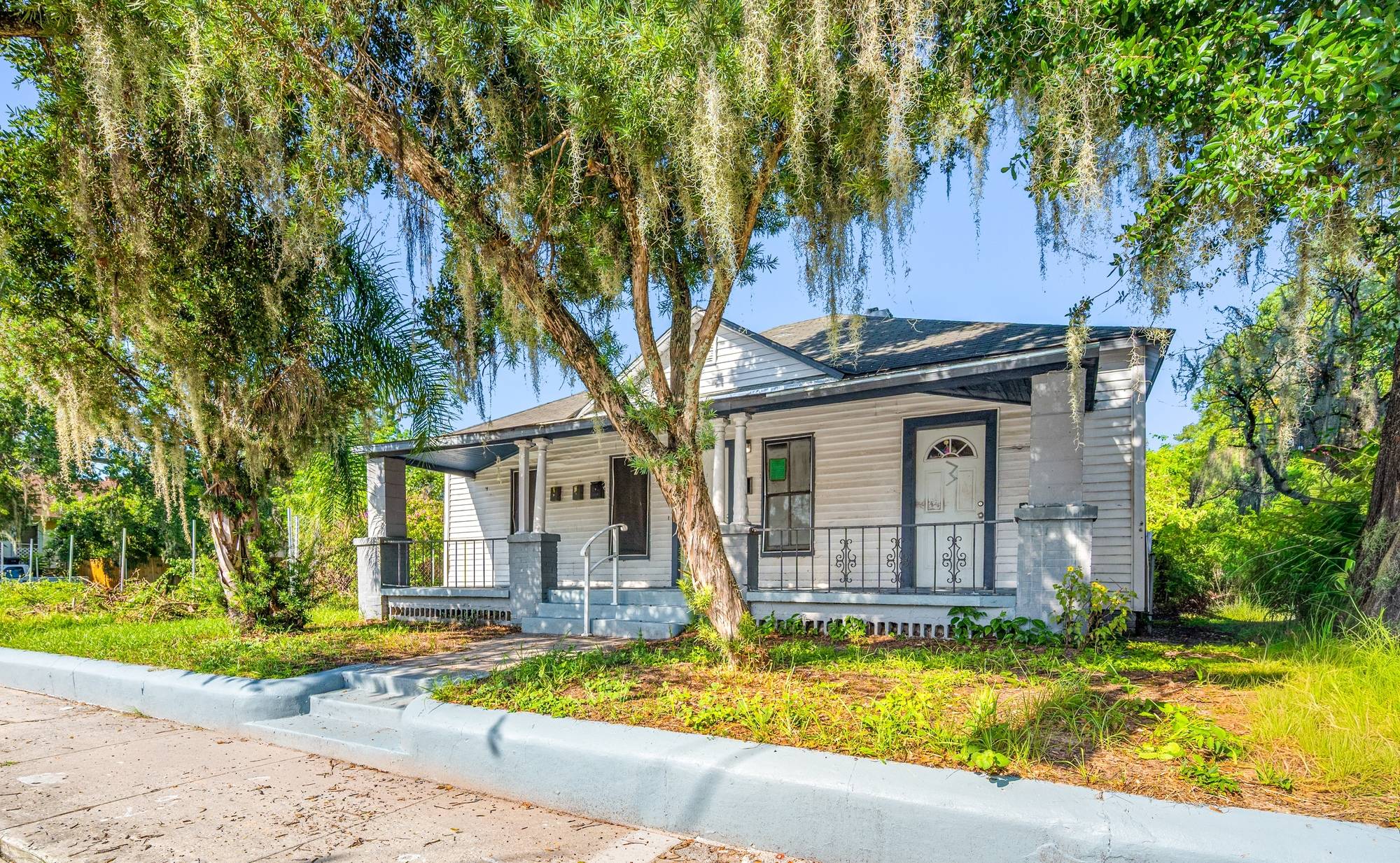 2930 Tampa Street, photo 3