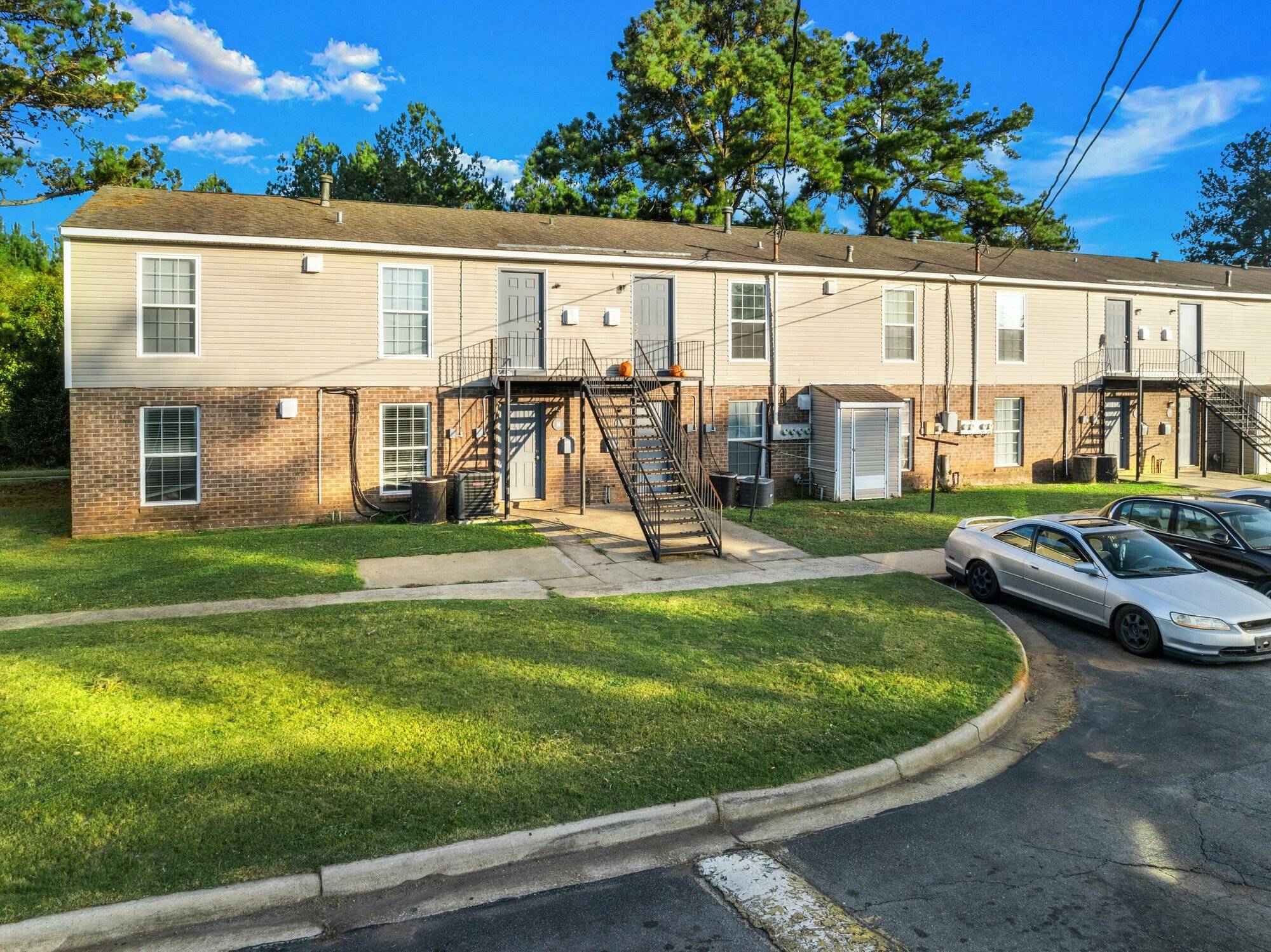 Randall Heights Apartments, photo 2