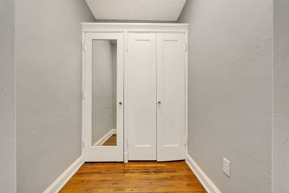 Hyde Park Arbors, photo 19