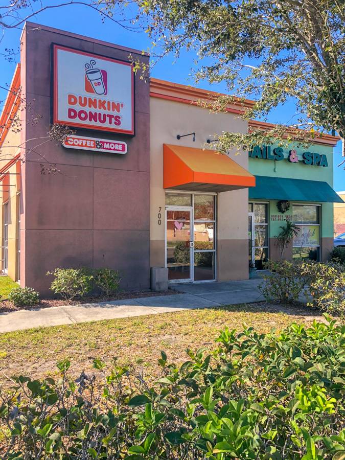 Dunkin' & Joyful Nails, photo 9