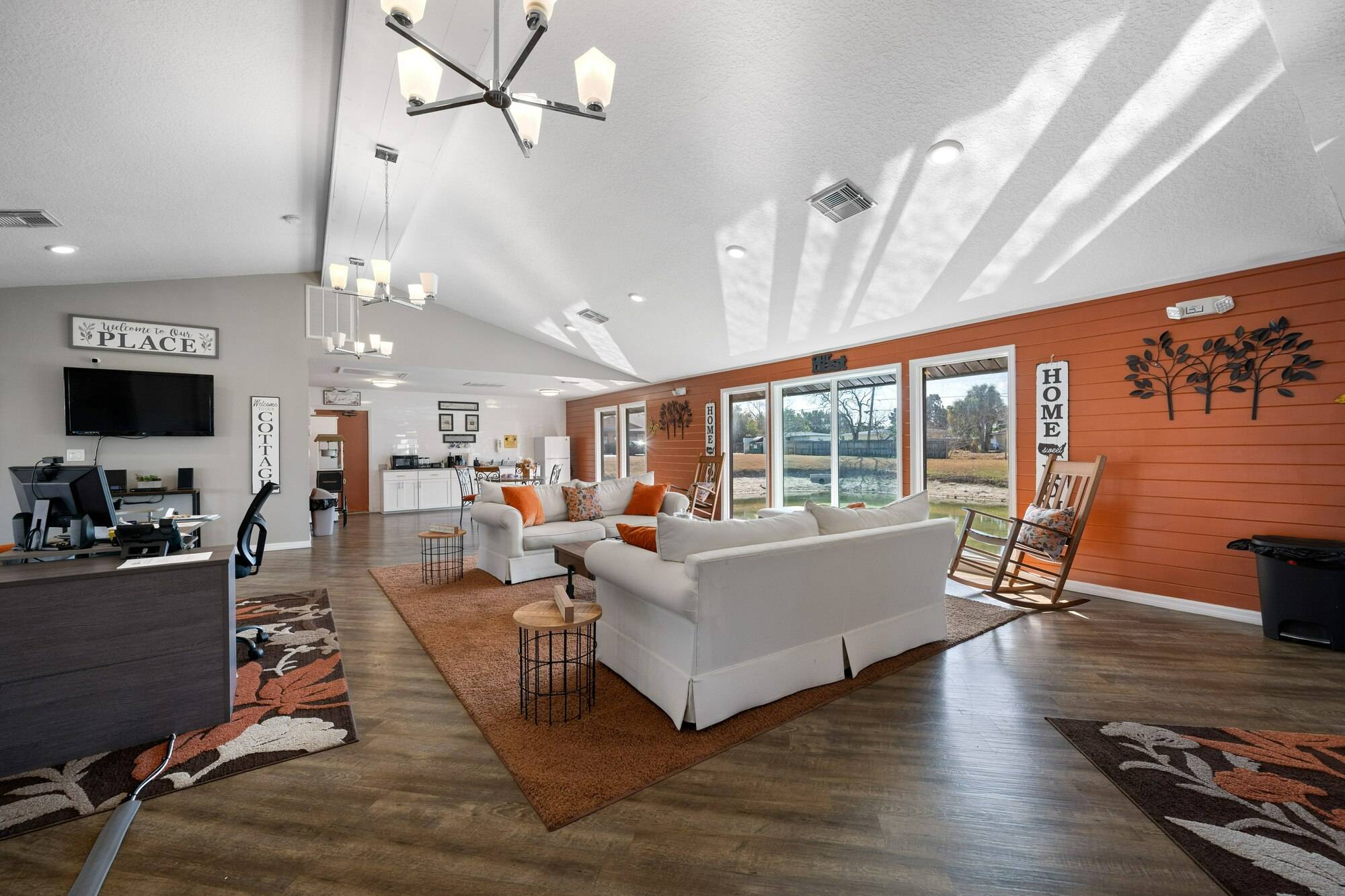 Cottage Court, photo 7