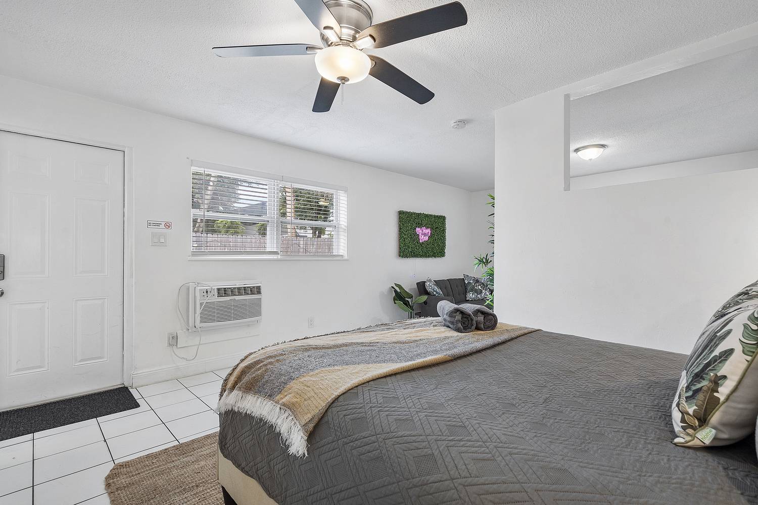 New Riverside Apartments, photo 31