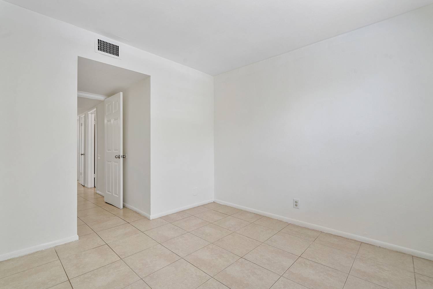 Twin Lakes Villas, photo 82