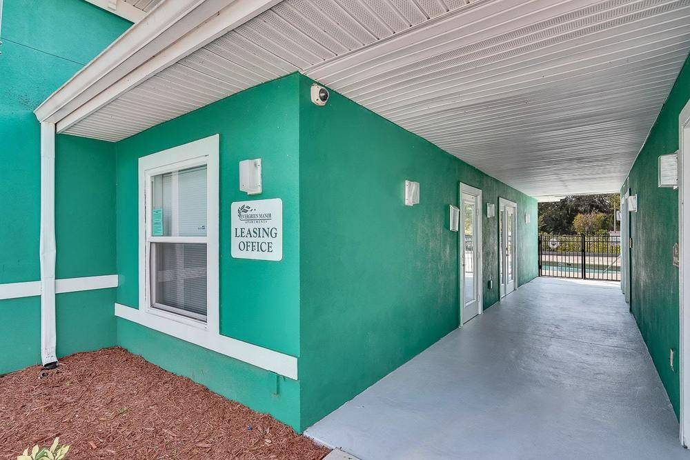 Evergreen Manor Apartments, photo 11