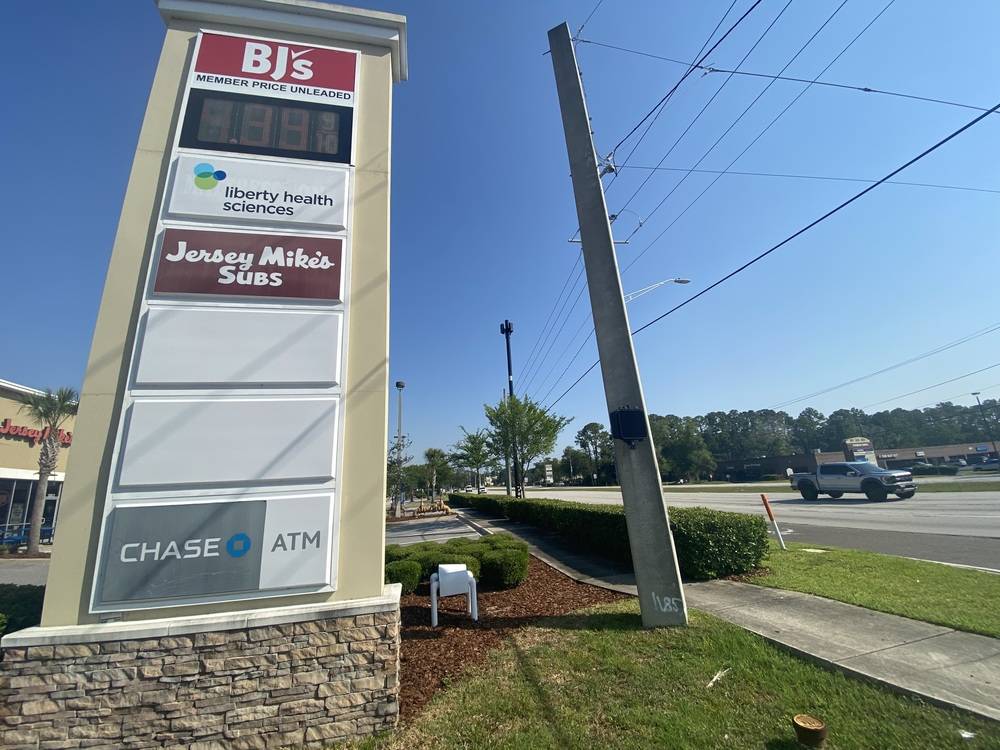 Liberty Health Sciences, Jersey Mike's & Chase Bank ATM, photo 4