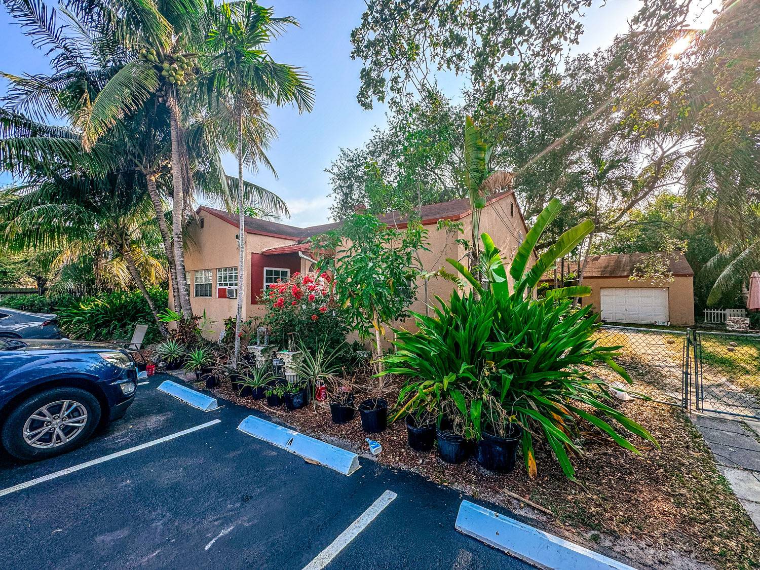 1111 NE 5th Terrace, photo 2