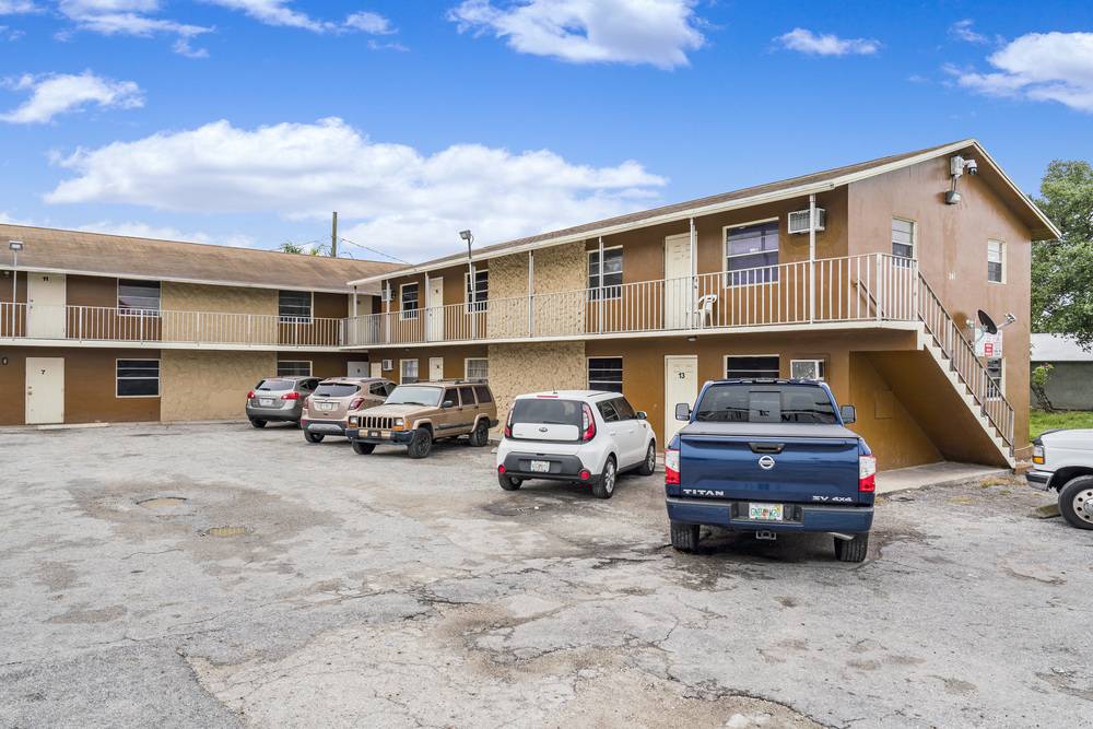Saint Belle Apartments, photo 8