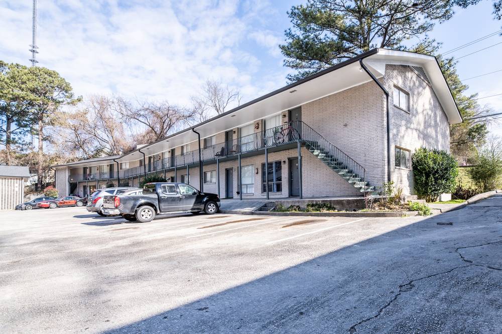 Monteleone Apartments
