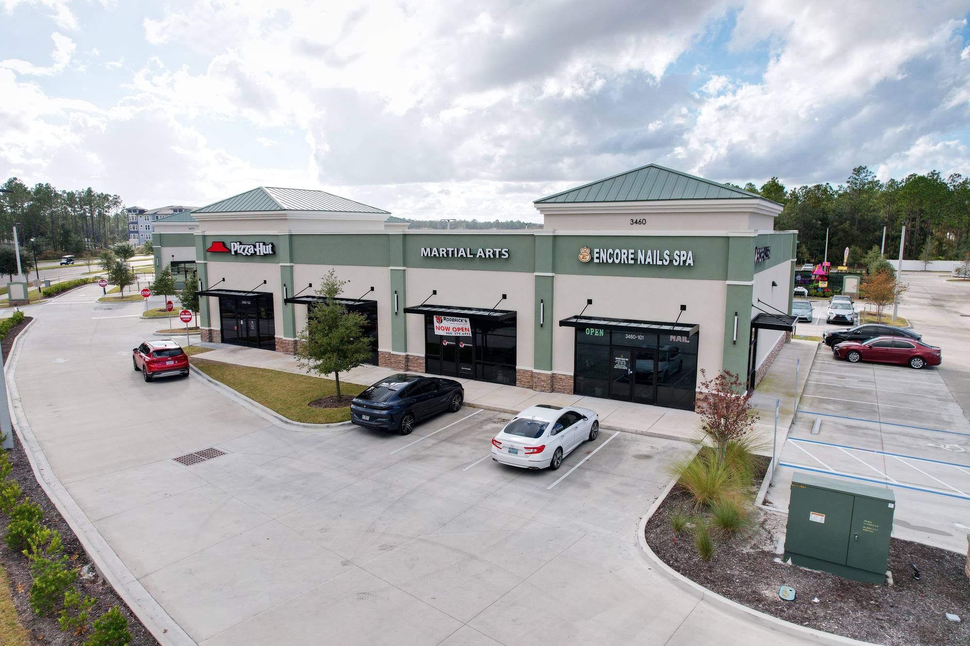 Royal Pines Shopping Center