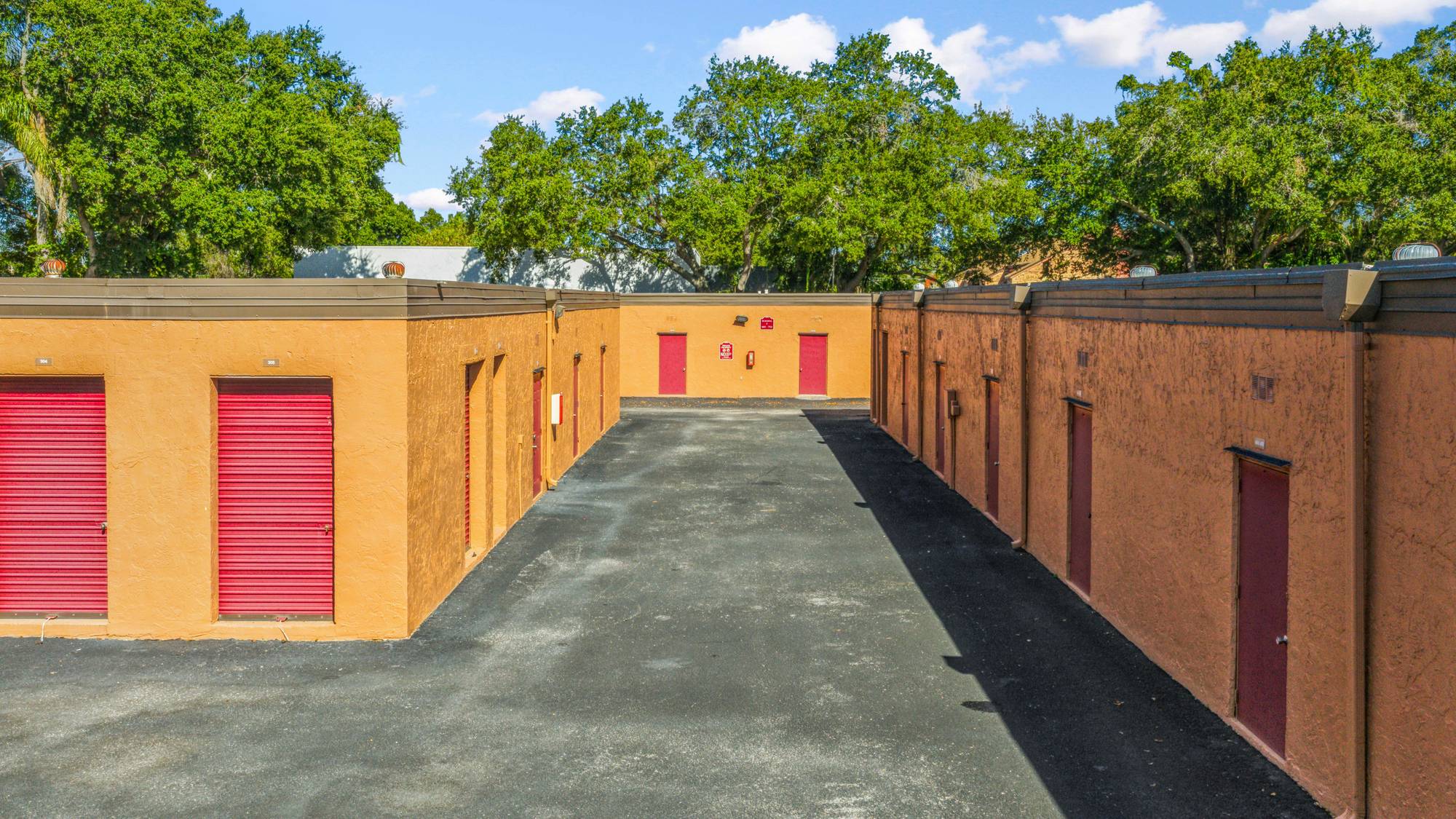 Bison Storage , photo 5