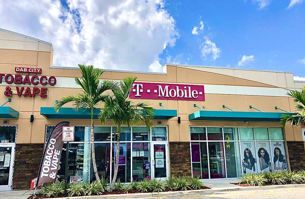 Promenade Shoppes, photo 8