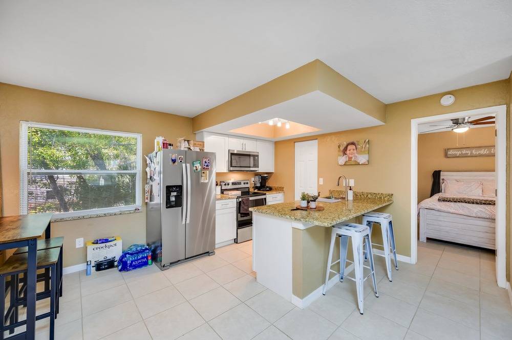 Oak Park Apartments, photo 12