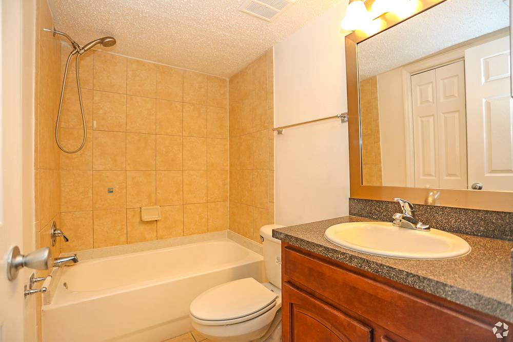 Cornerstone Pointe, photo 6