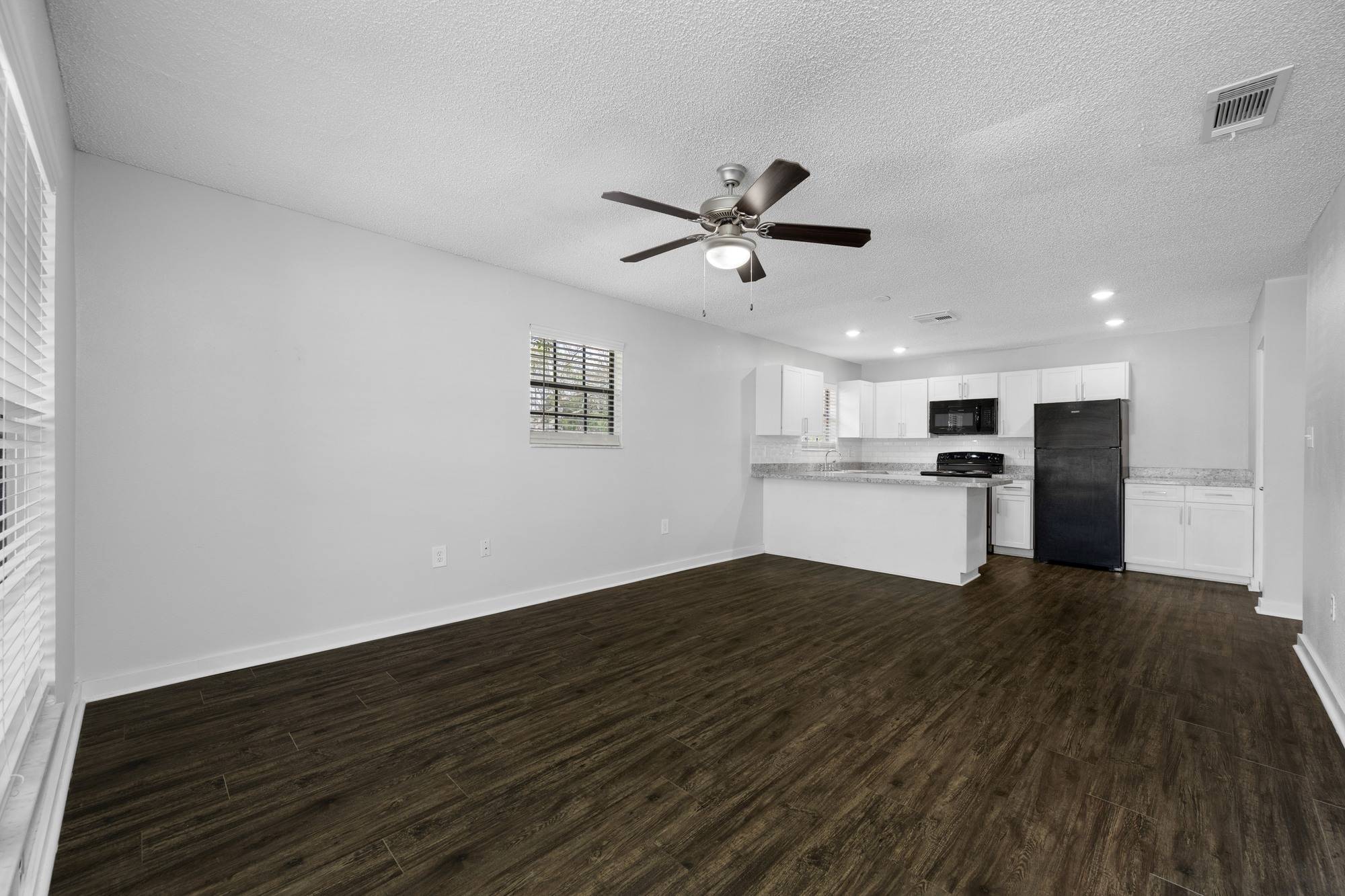 Cottage Court, photo 11