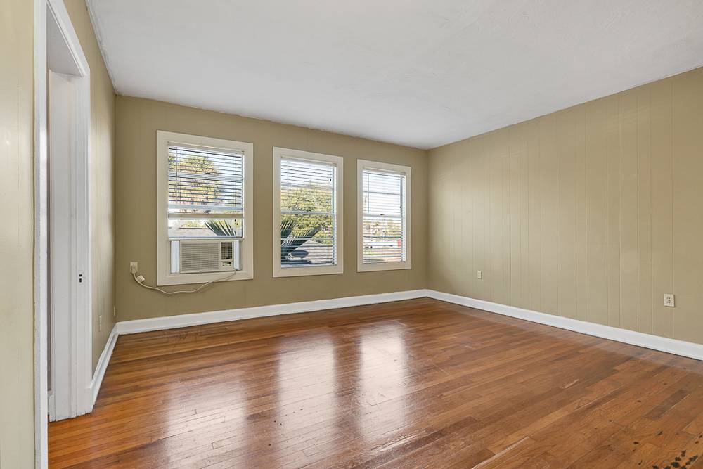 Hyde Park Arbors, photo 13
