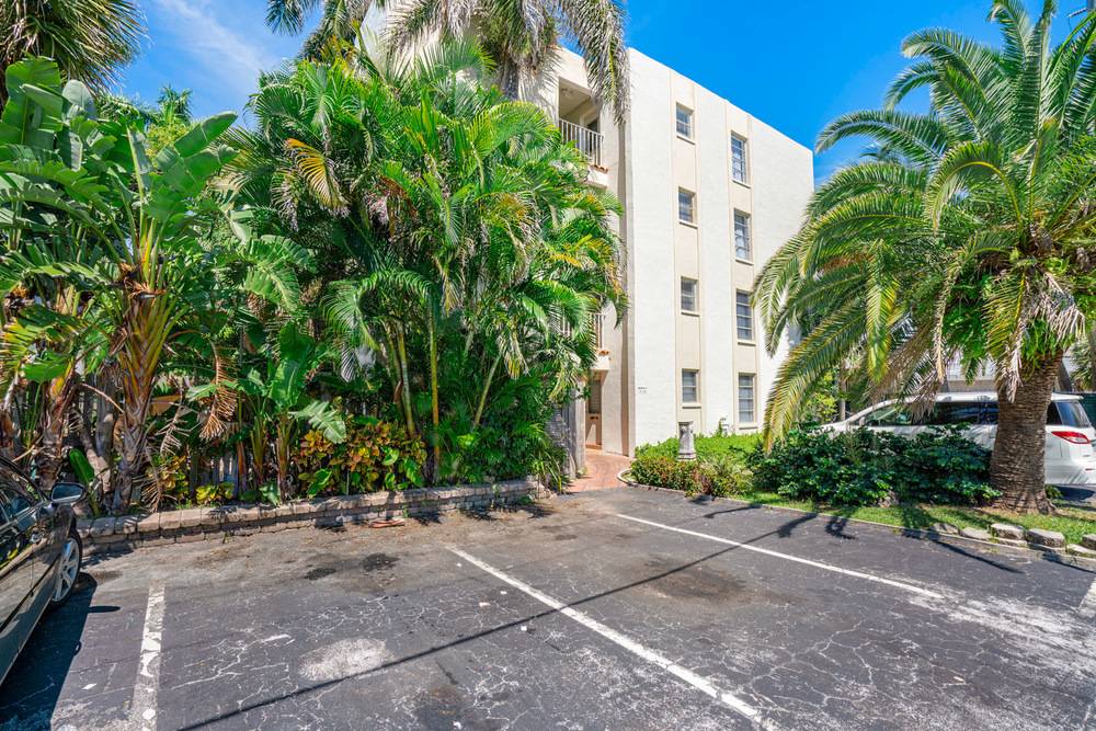 Riverside Beach Apartments, photo 28