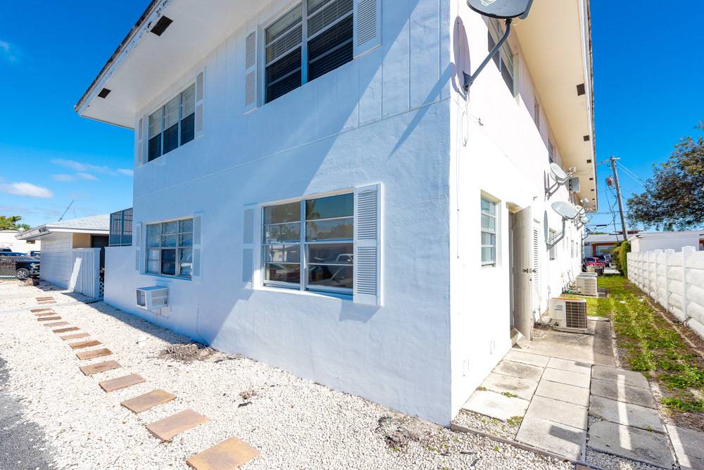 Lanai Apartments, photo 8
