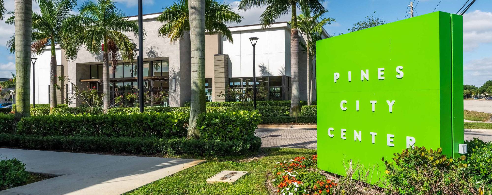 Pines City Center, photo 2