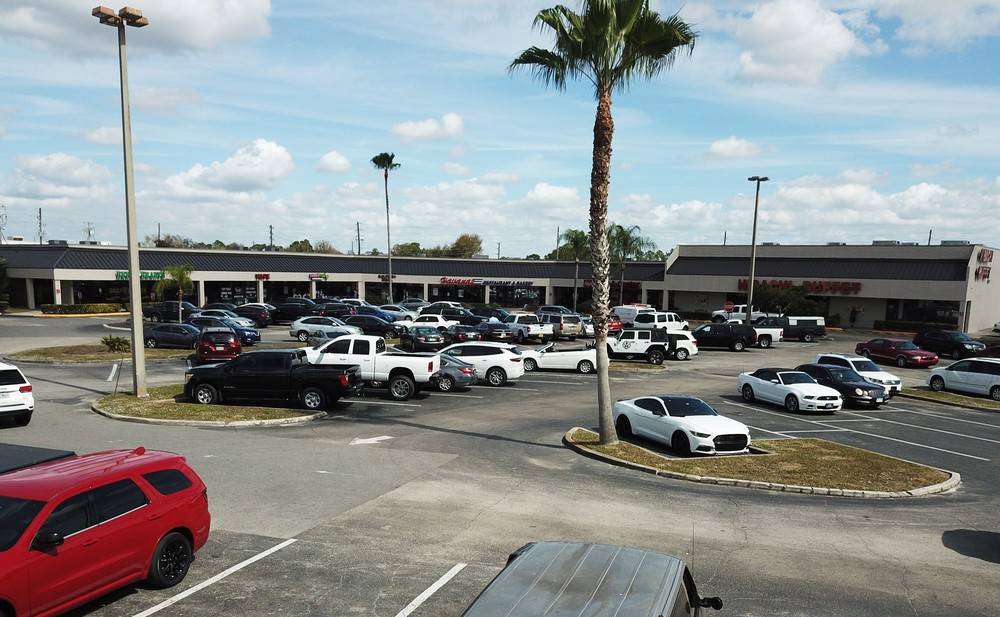 Sebring Plaza