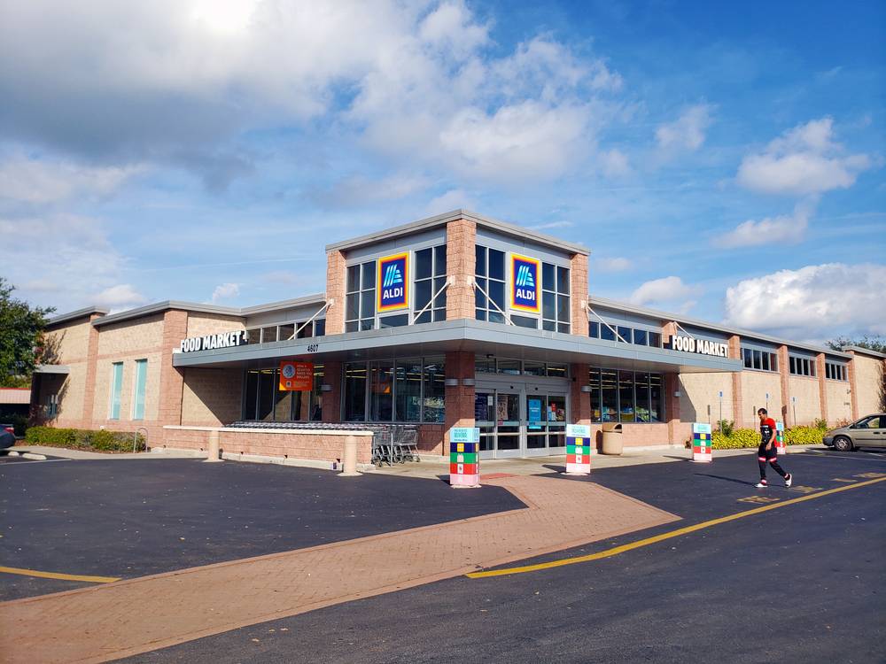 Southgate Shopping Center, photo 2