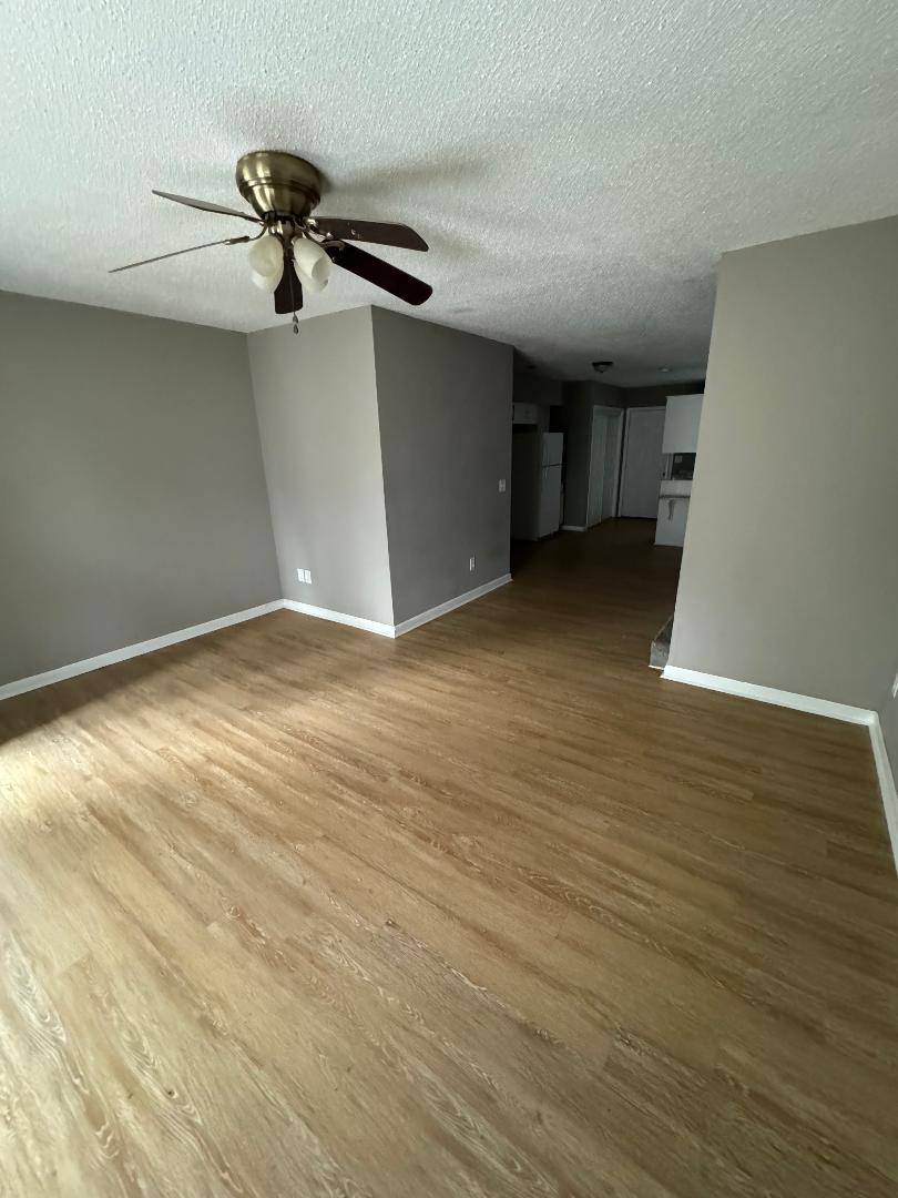 Colonial Heights Townhomes, photo 6