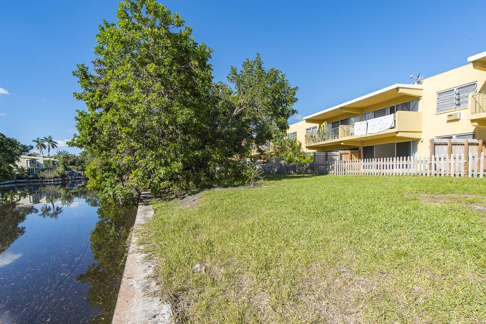 Waters Edge Apartments, photo 25