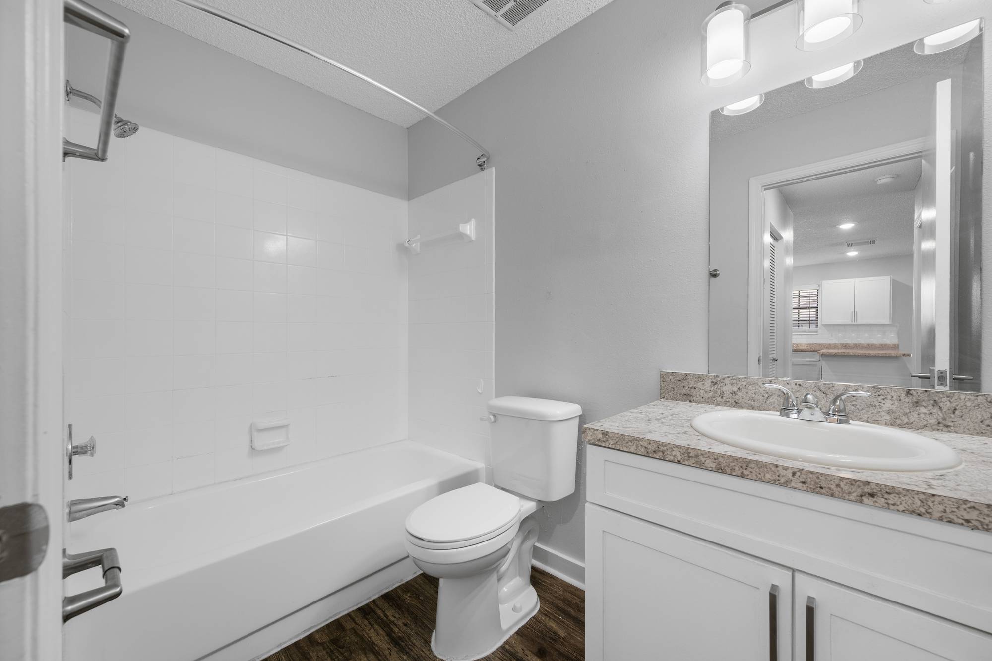 Cottage Court, photo 13