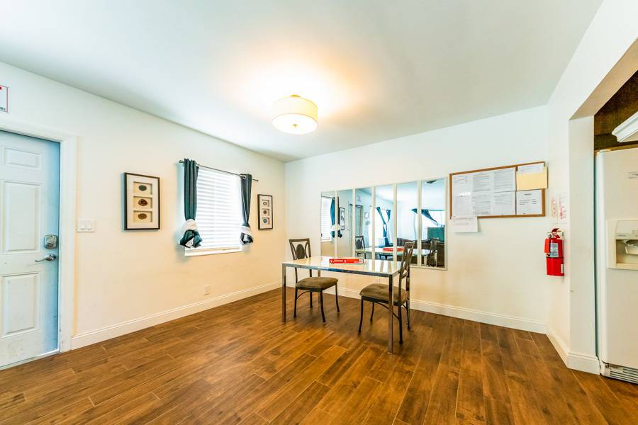 Bayside Manor , photo 16