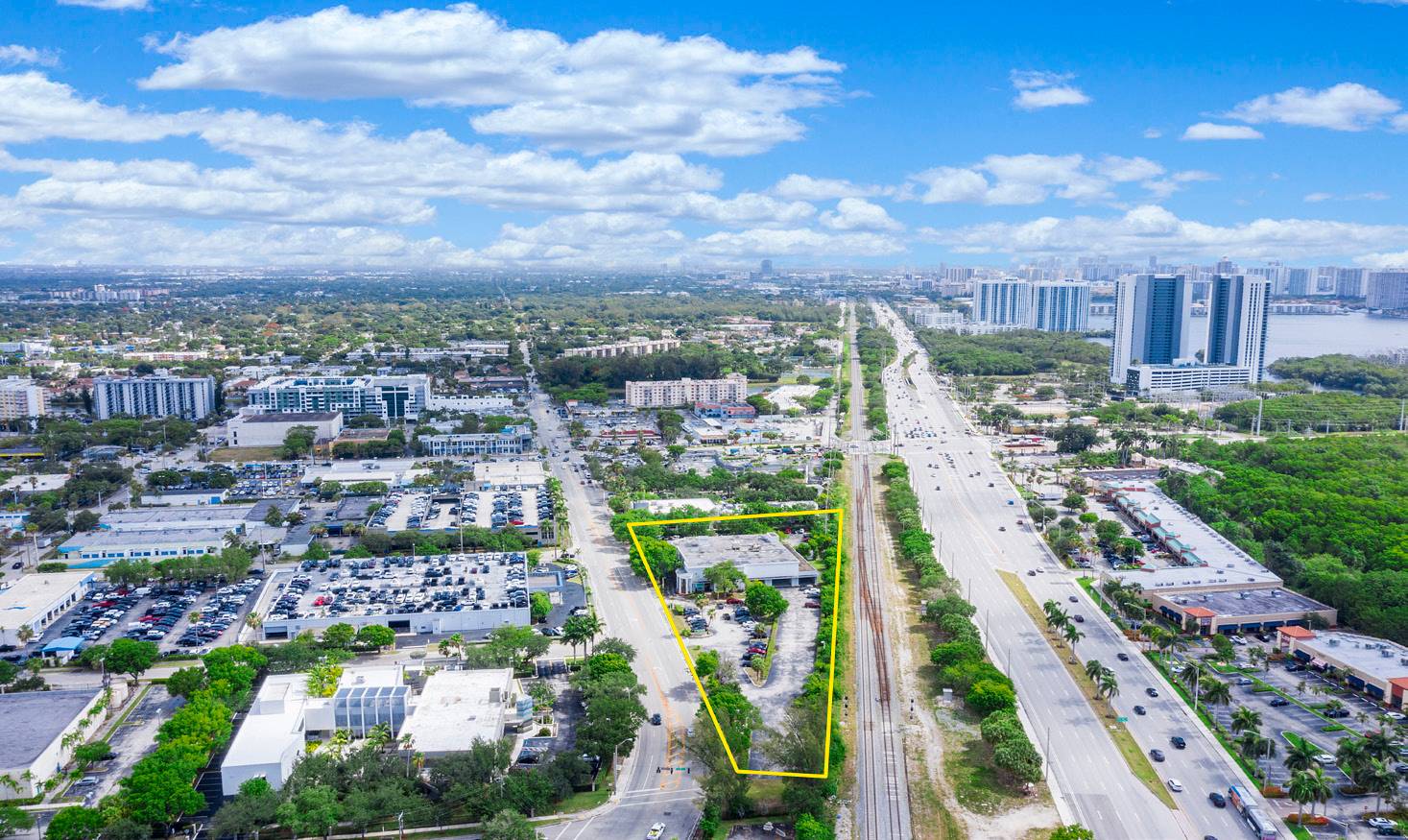 North Miami Beach Financial Center, photo 5