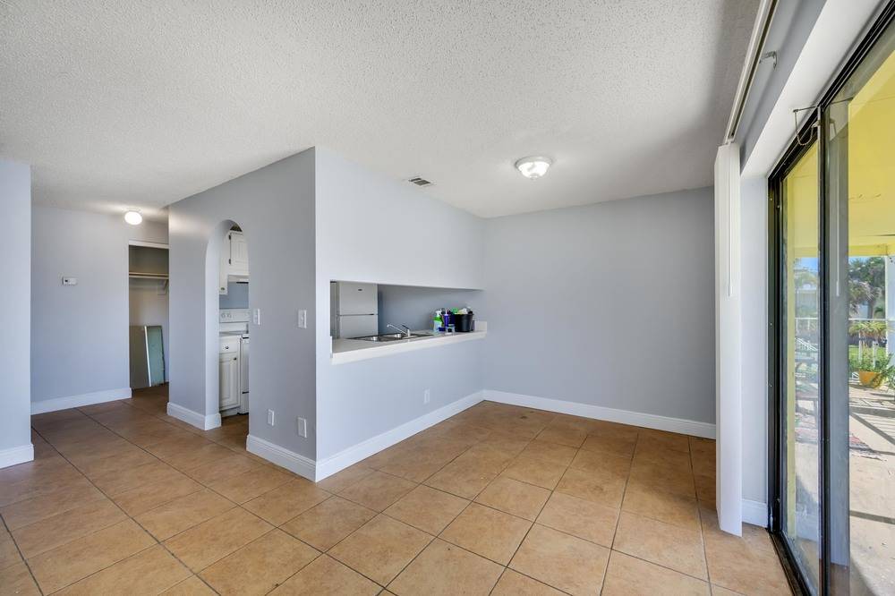 Paradise Cay Apartments, photo 18