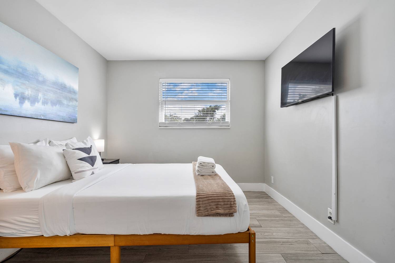 Rustic Manor Apartments, photo 29