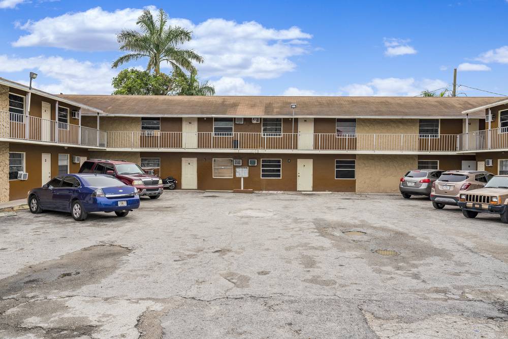 Saint Belle Apartments, photo 9